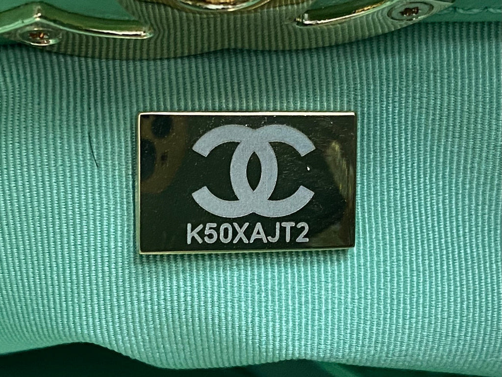 CHANEL SMALL 30 SHOPPING BAG IN GREEN MINT CALFSKIN