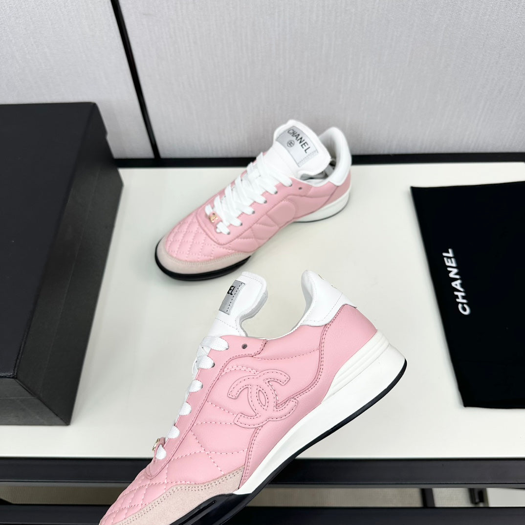 CHANEL SPORTS SHOES IN LIGHT PINK CALFSKIN